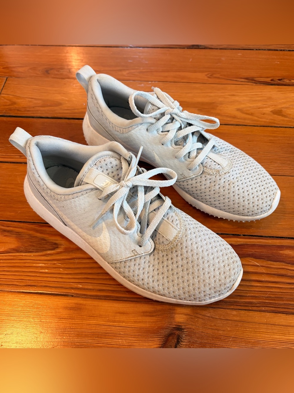 Nike Light Gray Knit Golf Shoe Size 6.5